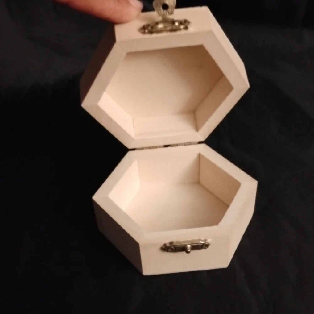 Hexagonal Wooden Trinket Box ((FREE with Jewelry Purchase)